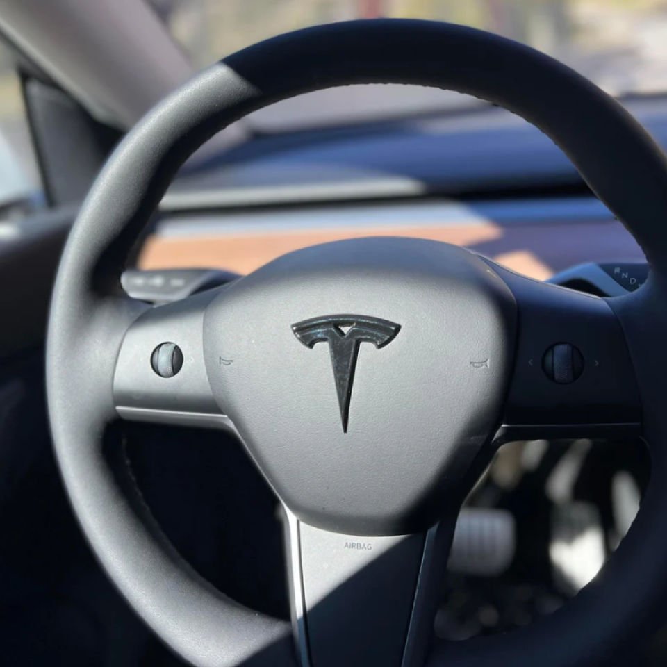 Tesla Model Y 2019-2024 T Logosu Seti (Ön + Arka + Direksiyon) – 3D