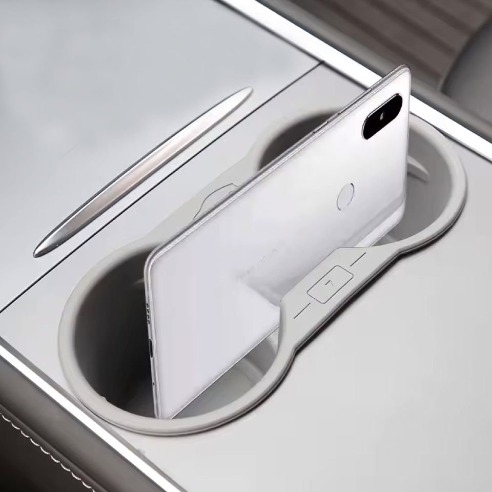 Tesla Model Y 2019-2025 // Model 3 Bardaklık Silikon