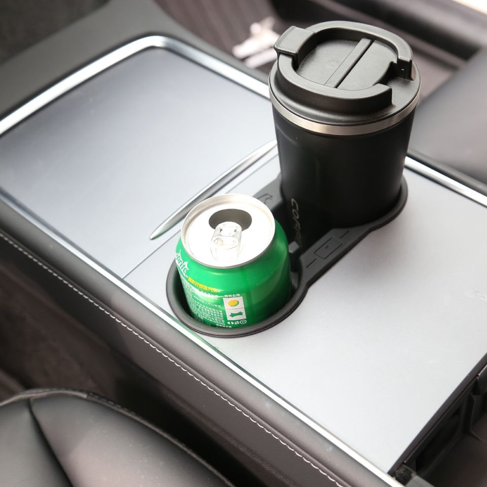 Tesla Model Y 2019-2024 // Model 3 Bardaklık Silikon