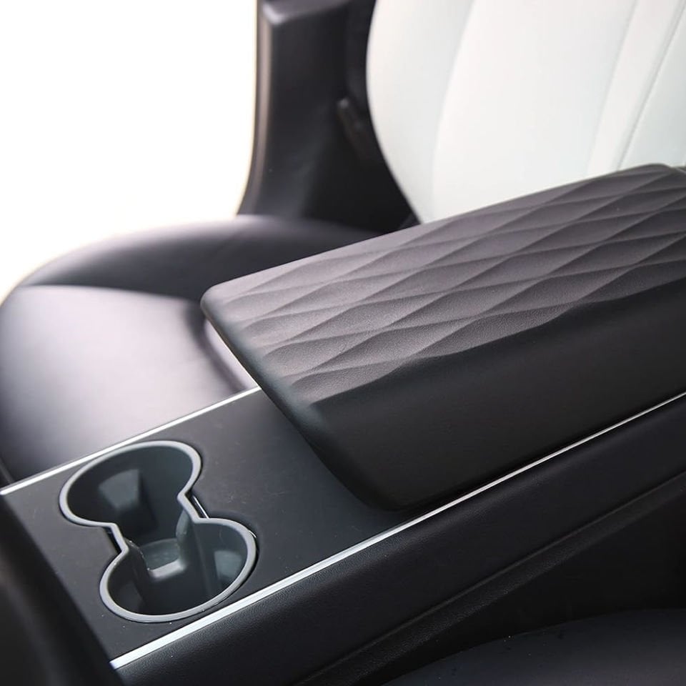 Tesla Model Y 2019-2024 Kol Dayama Kaplaması – TPE Kauçuk, Desenli