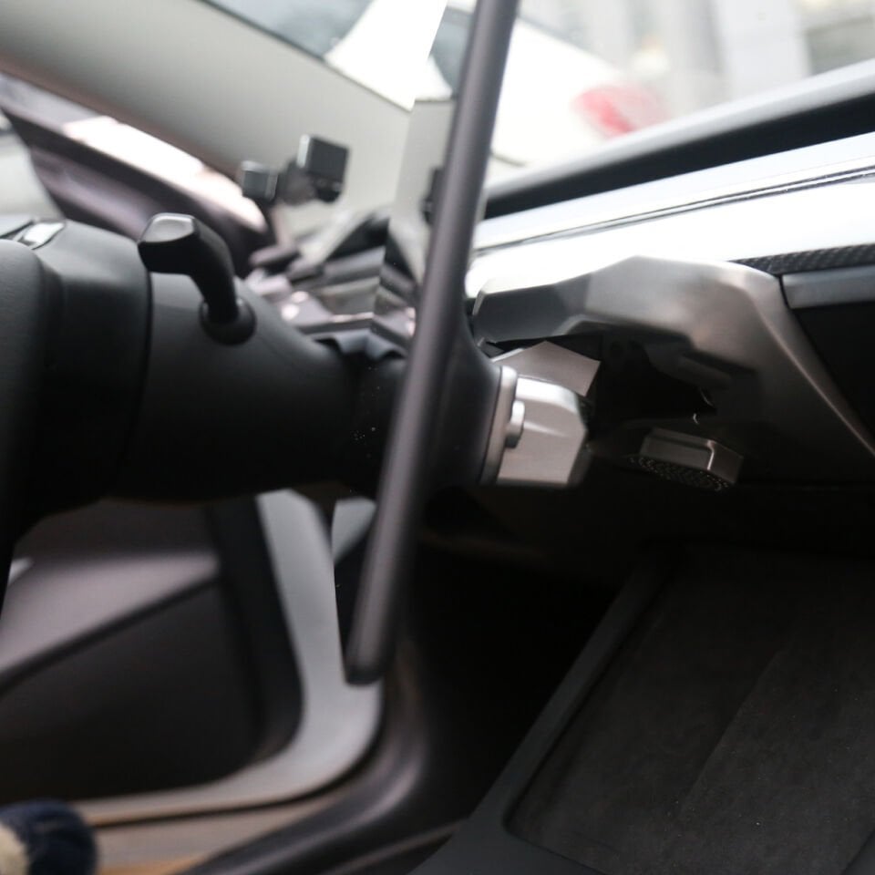 Tesla Model Y 2019 - 2025 Ana Ekran Döndürücü 30 Derece Sağ - Sol Dönüş