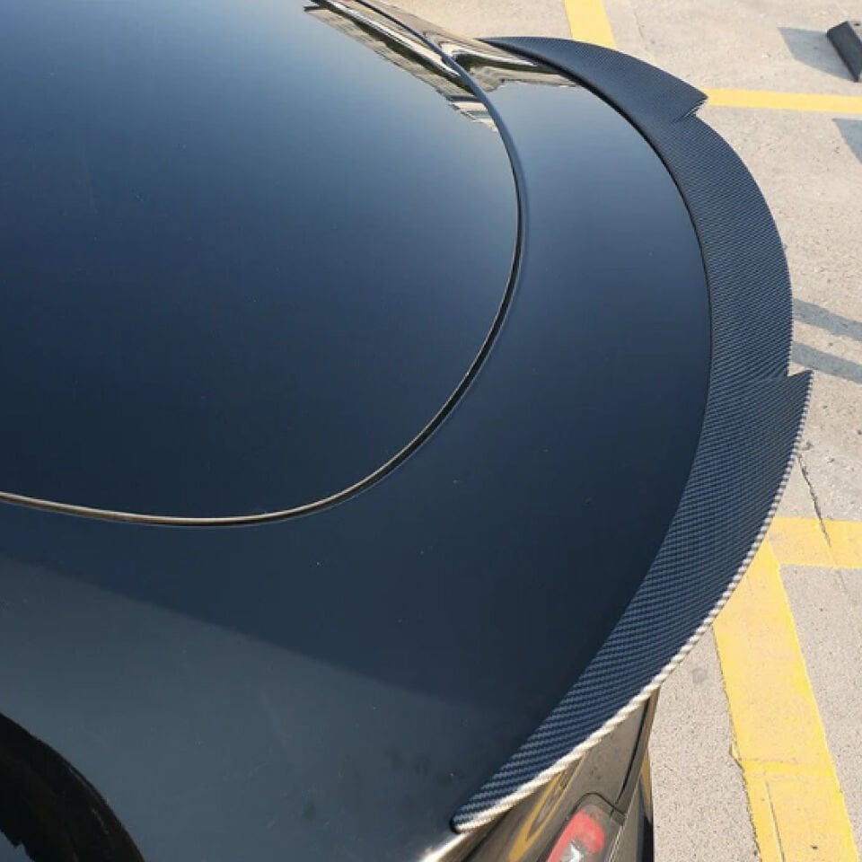 Tesla Model Y Sport Tip Arka Spoiler – Mat/Parlak Siyah, Mat Karbon - Aerodinamik & Su Geçirmez Mat Karbon