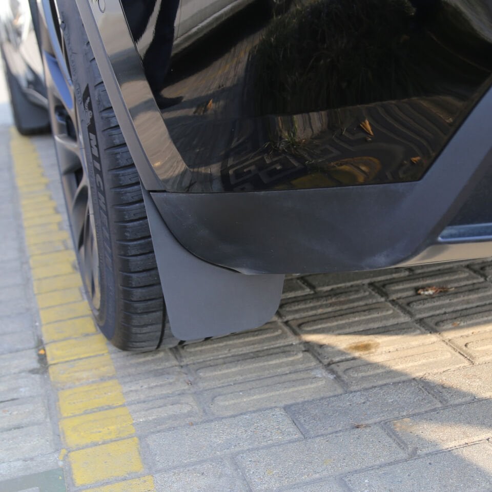 Tesla Model Y Çamurluk Seti – ABS Koruma, Delmesiz Montaj