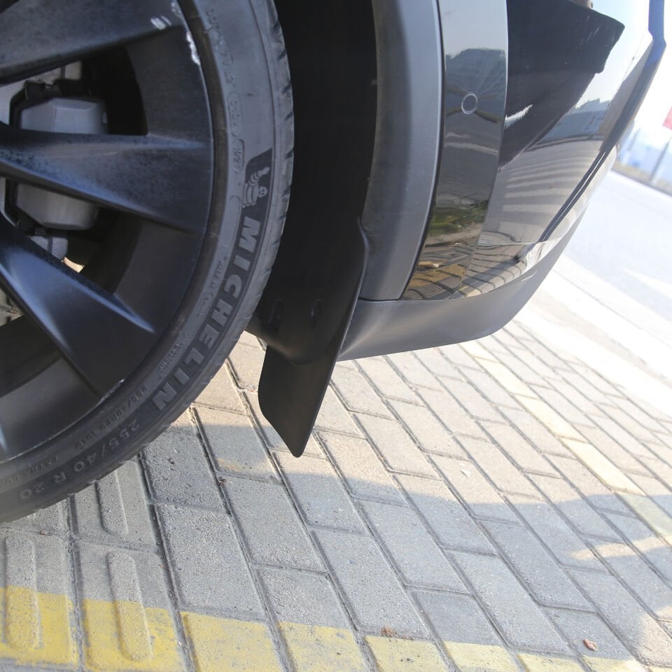 Tesla Model Y Çamurluk Seti – ABS Koruma, Delmesiz Montaj