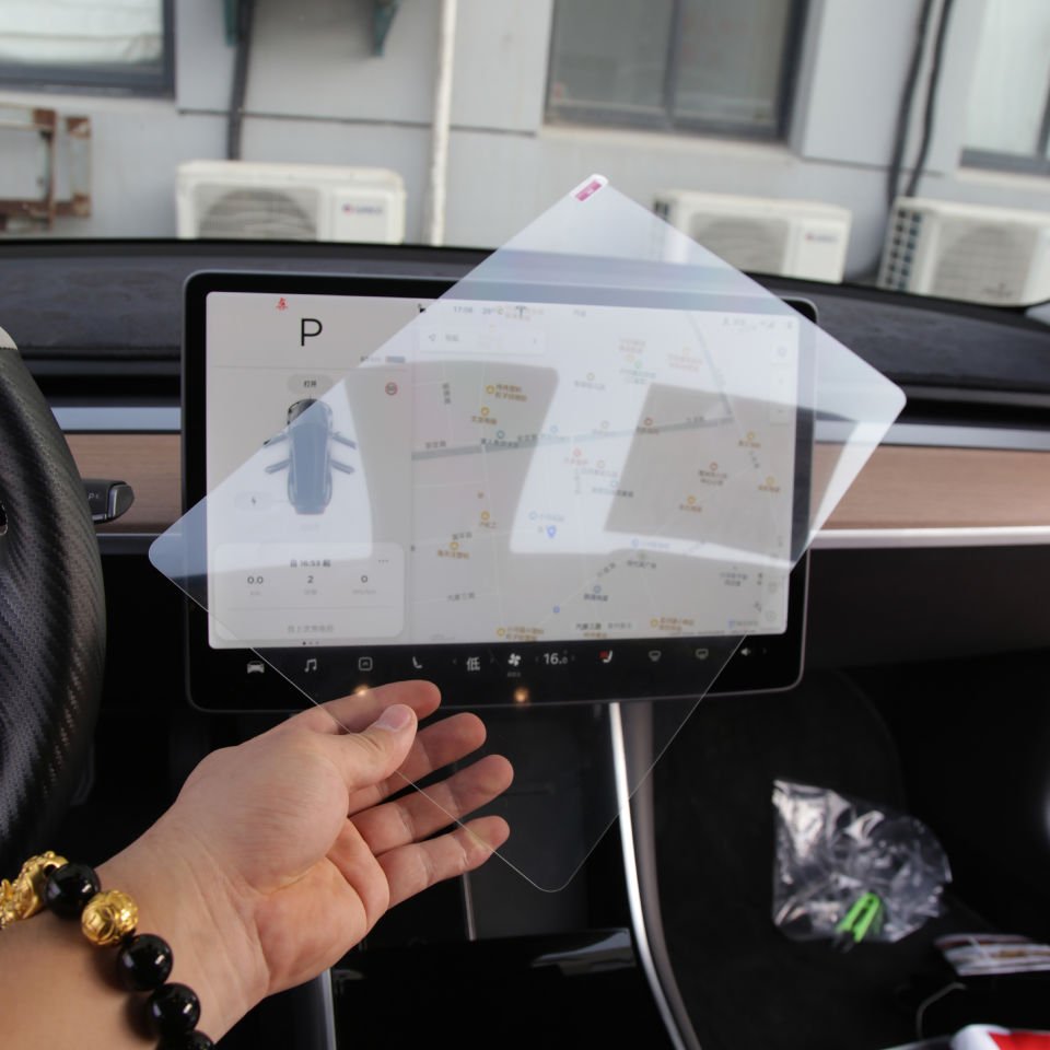 Tesla Model Y & Model 3 Ana Gösterge Ekran Koruyucu – Parlak Temperli Cam, Kenarsız Tasarım
