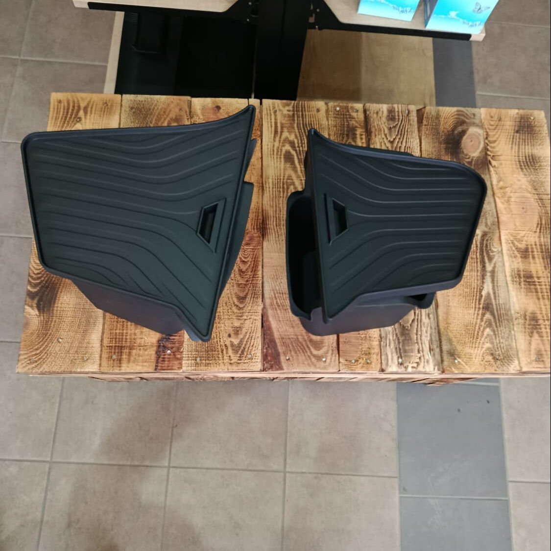 Tesla Model Y 2019-2024 Arka Bagaj Yan Saklama Kutuları