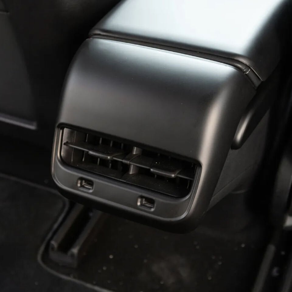 Tesla Model Y 2019 - 2025 Arka Yolcu Konsol Üst Bakaliti