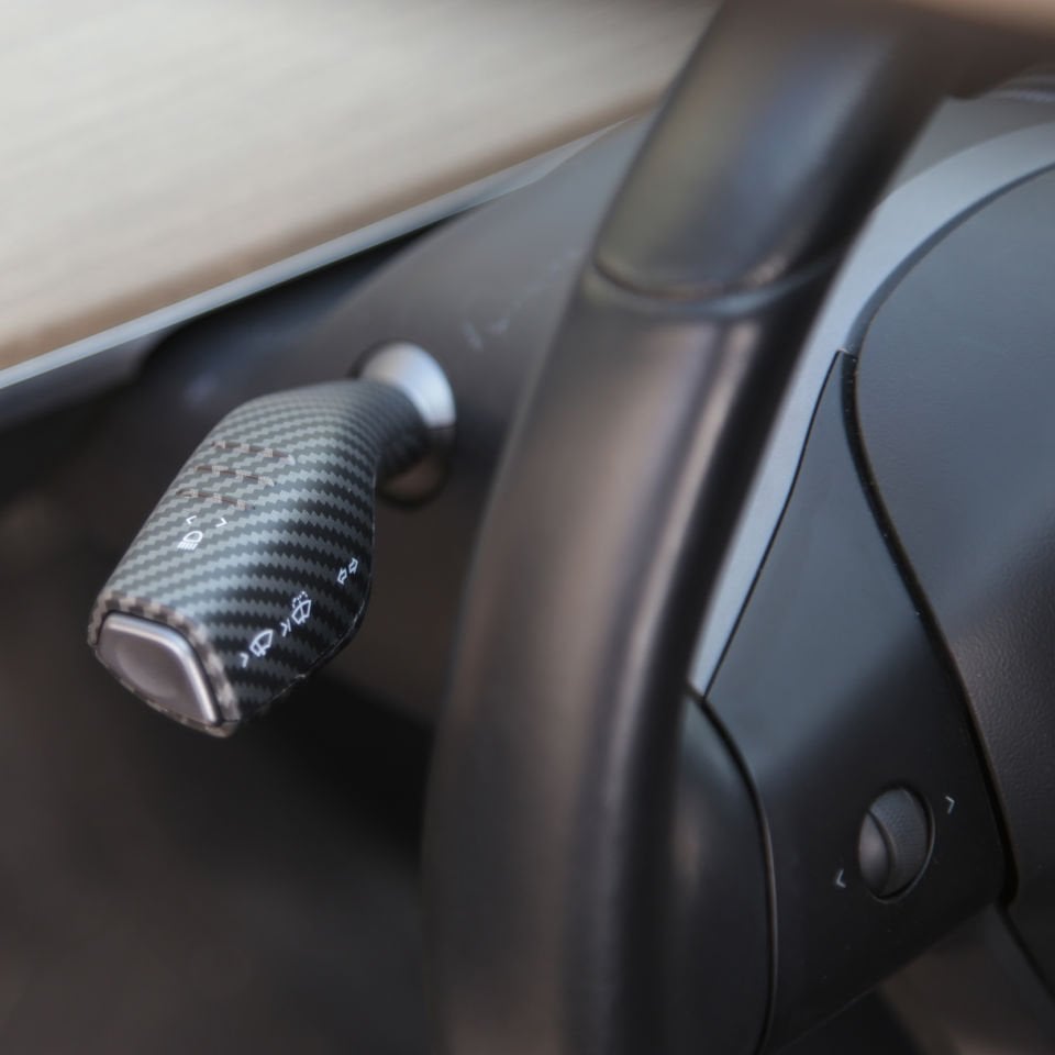 Tesla Model Y 2019-2024 // Model 3 Silecek ve Sinyal Kol Kaplaması