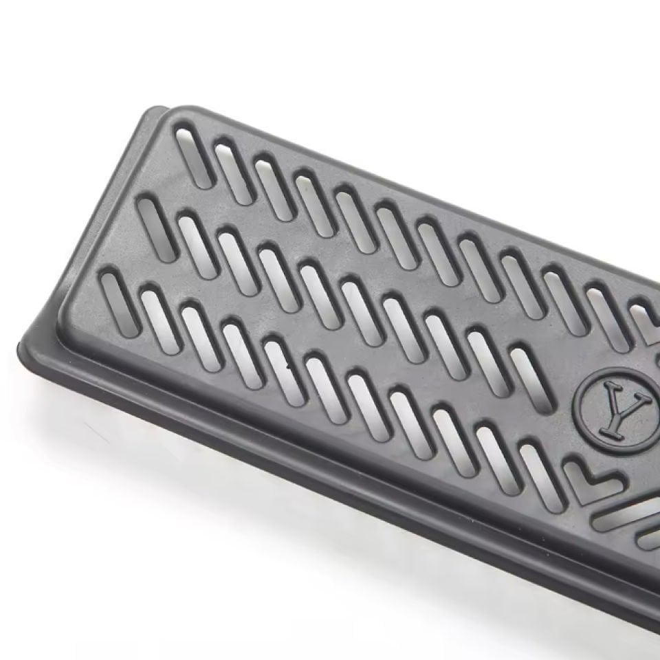 Tesla Model Y 2019-2024 Ön Koltuk Altı Havalandırma Izgarası