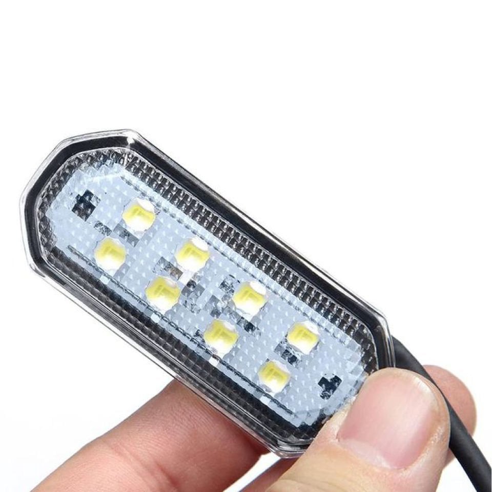 Tesla Model Y 2019-2024 // Model 3 Bagaj Kapısı İç Aydınlatma