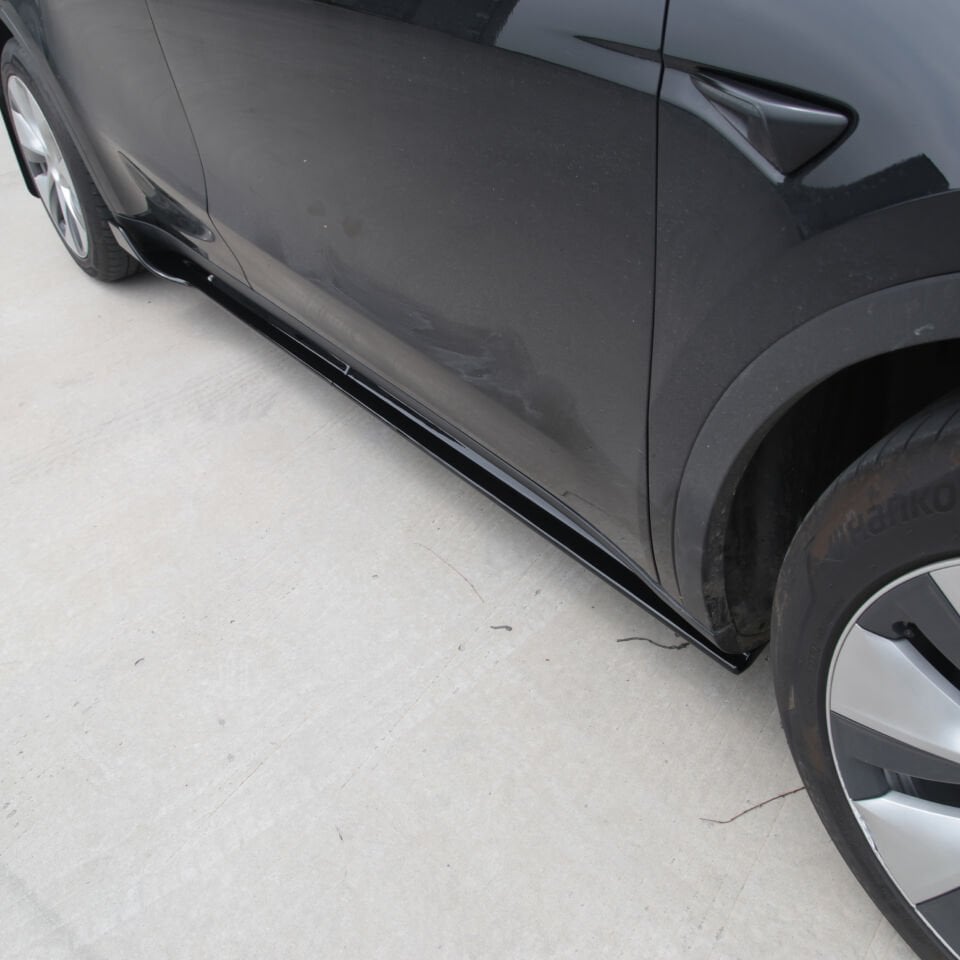Tesla Model Y 2019 - 2025 Parlak Siyah Marşpiyel