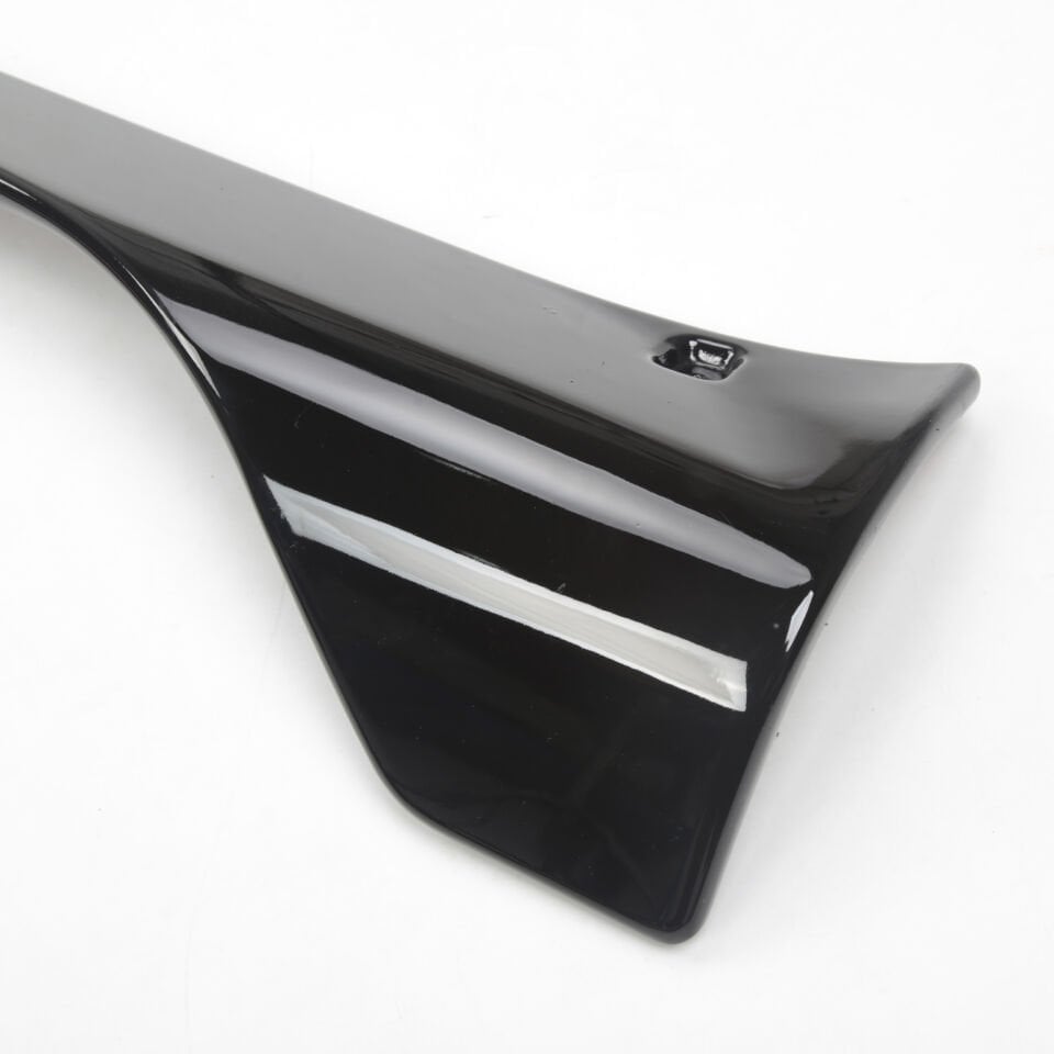 Tesla Model Y 2019-2024 Parlak Siyah Marşpiyel