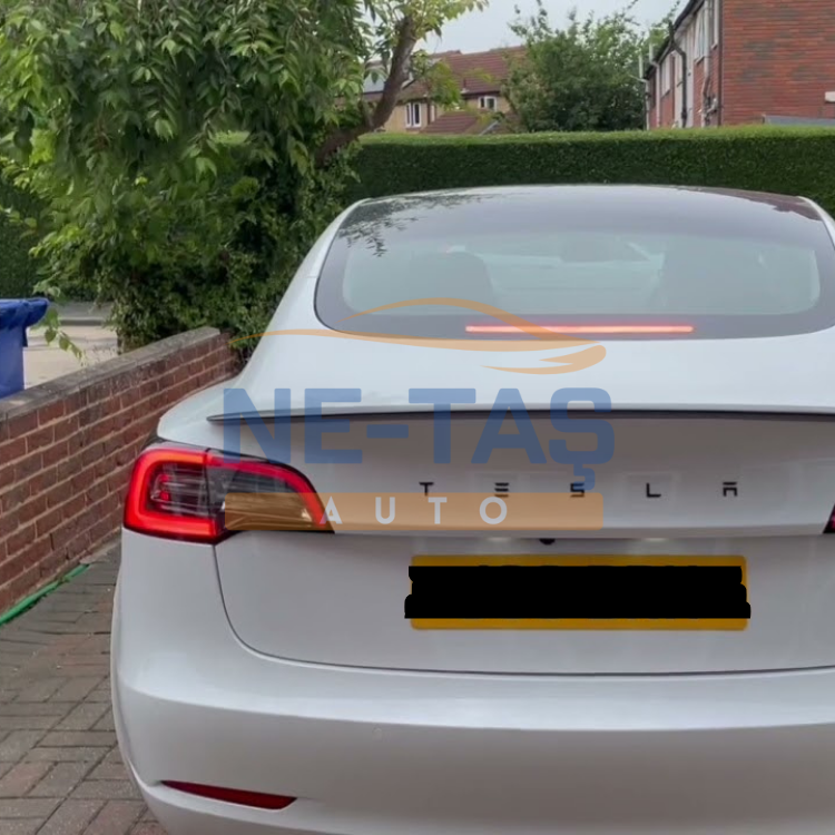 Tesla Model Y 2019-2024 İç Stop Sol (Alman Montaj Ürünü)