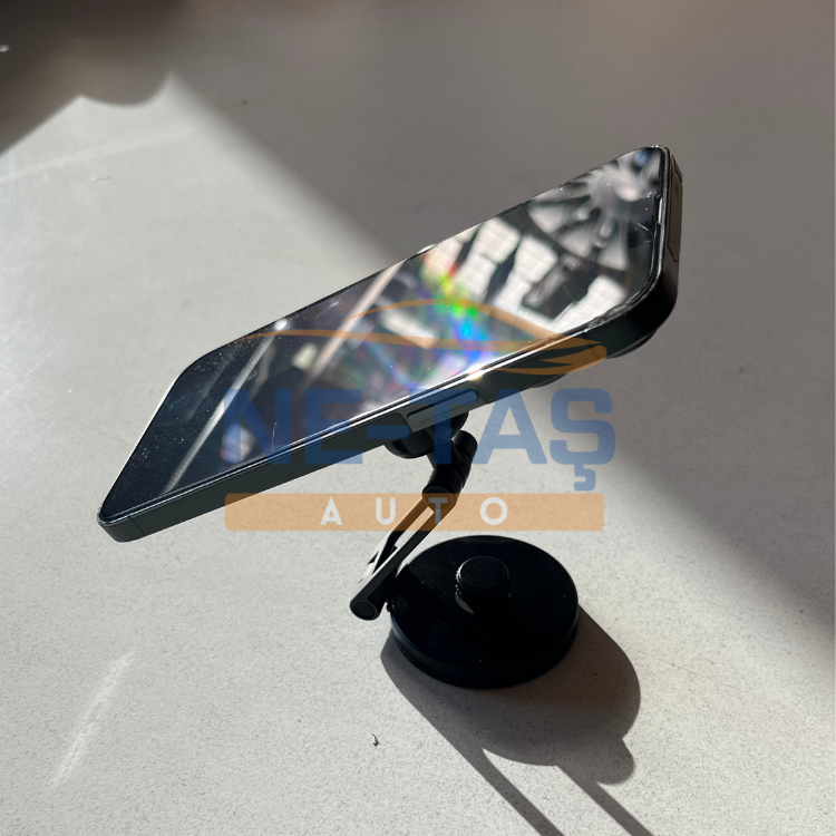Tesla Model Y Juniper & Model Y - 3 Telefon Tutucu Magsafe