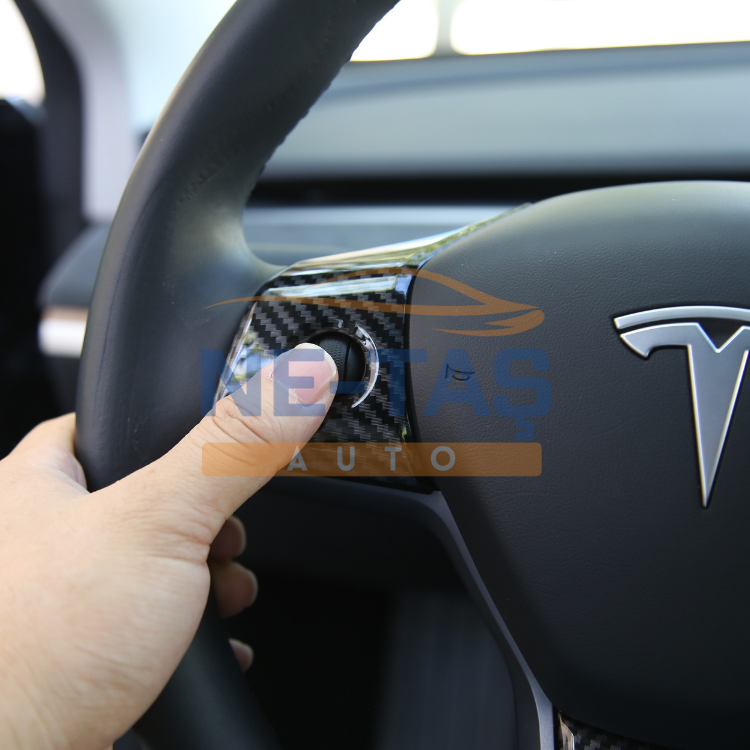 Tesla Model Y 2019-2025 Direksiyon Tuş Takımı Mat Karbon