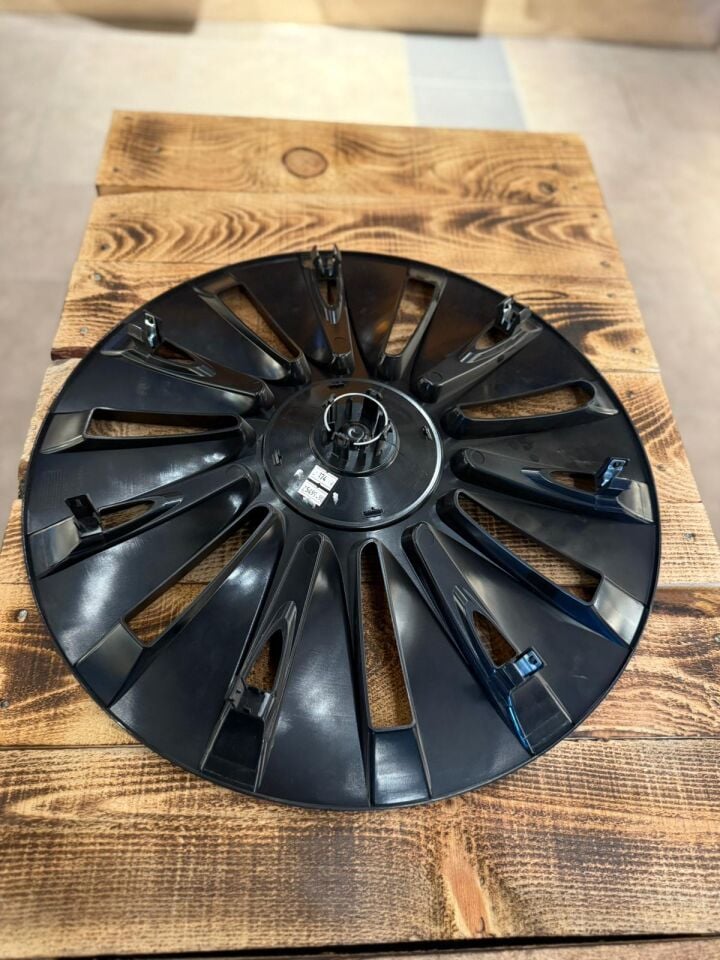 Tesla Model Y 2019-2024 Uberturbine V2 Jant Kapağı (Tekli)