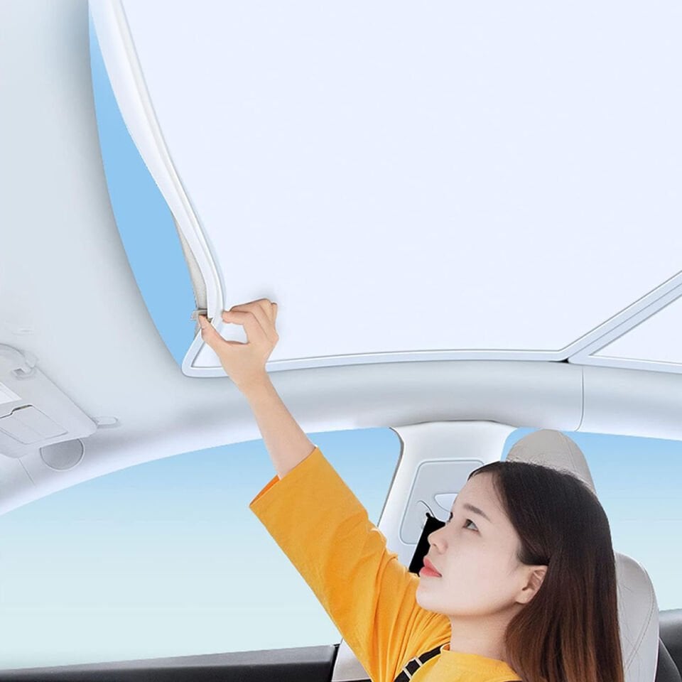 Tesla Model Y 2019-2025 Cam Tavan Güneşlik Esnek Telli