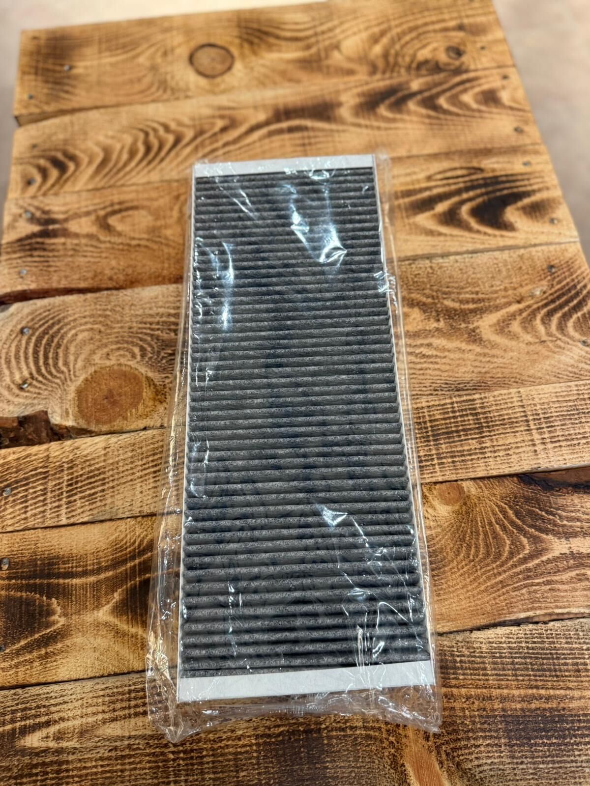 Tesla Model Y 2019-2024 Hava Filtre Set Üst (Alman Montaj Ürünü)