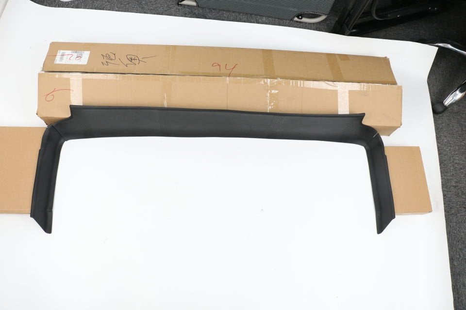 Tesla Model Y 2019-2024 Arka Koltuk Alt Tekmelikleri V2