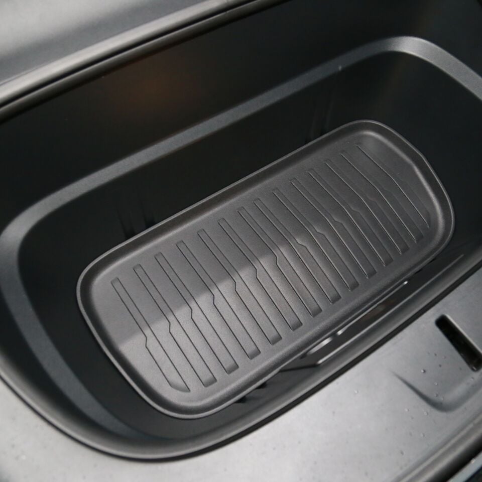 Tesla Model Y Juniper 2025 -// Ön Bagaj Havuzu – TPE Malzeme