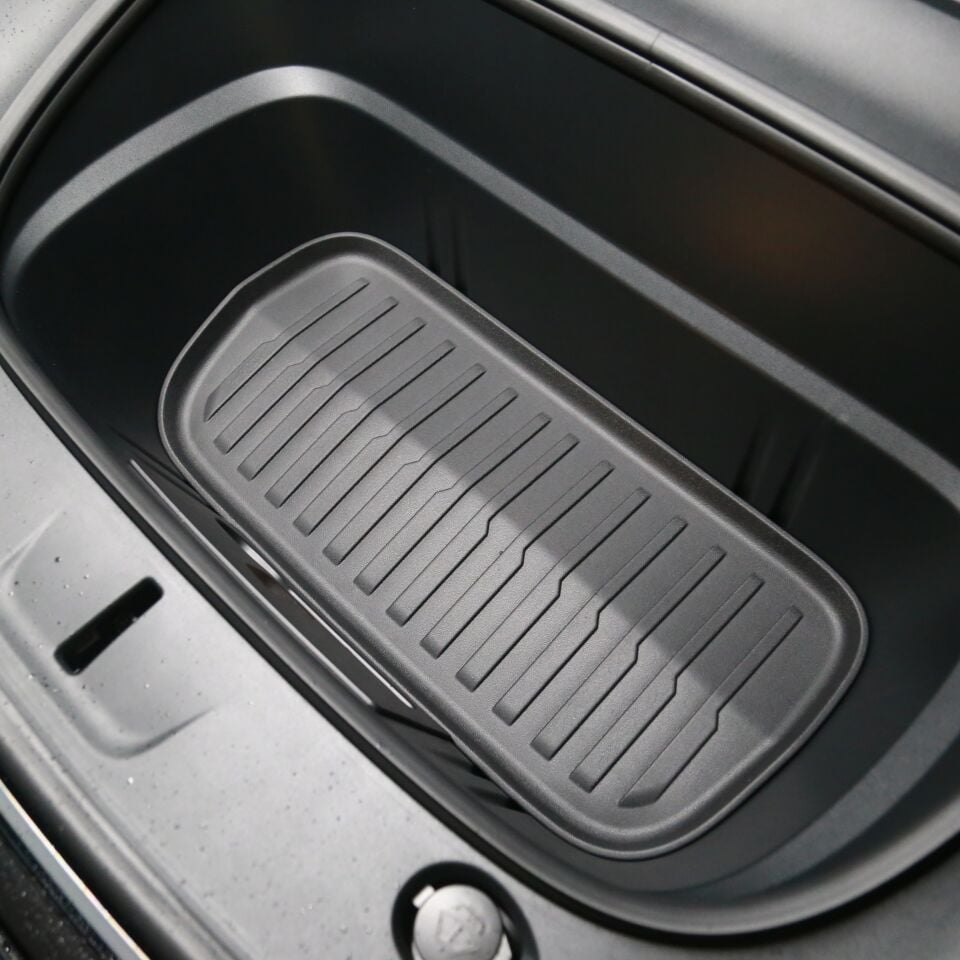 Tesla Model Y Juniper 2025 -// Ön Bagaj Havuzu – TPE Malzeme