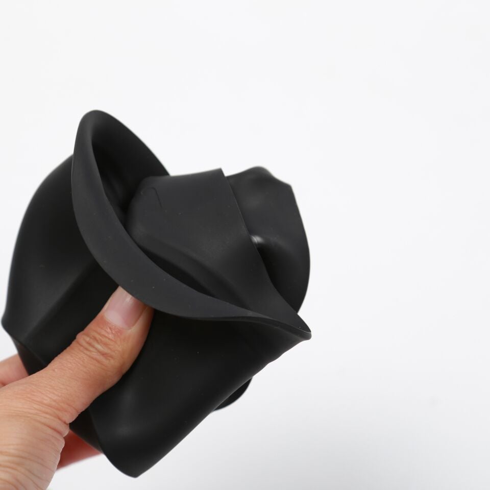 Tesla Model Y Juniper 2025 - Arka Koltuk Silikon Bardaklık