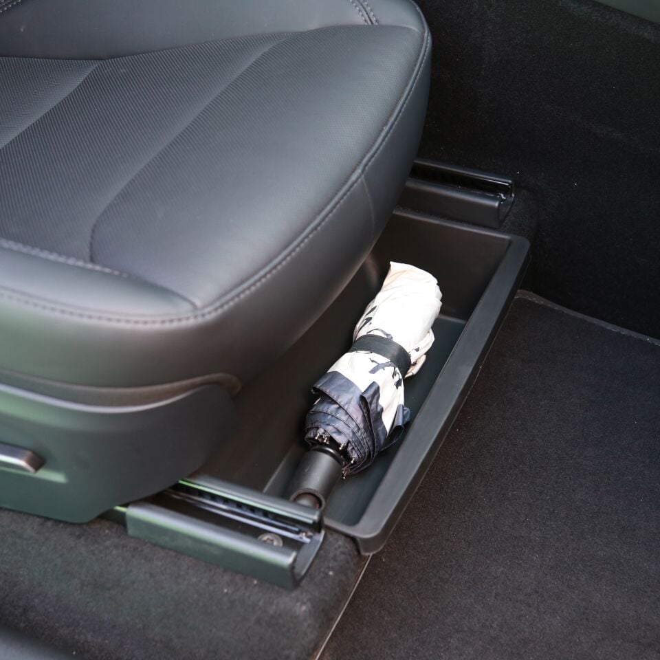 Tesla Model Y Juniper 2025 - Ön Koltuk Altı Saklama Organizer