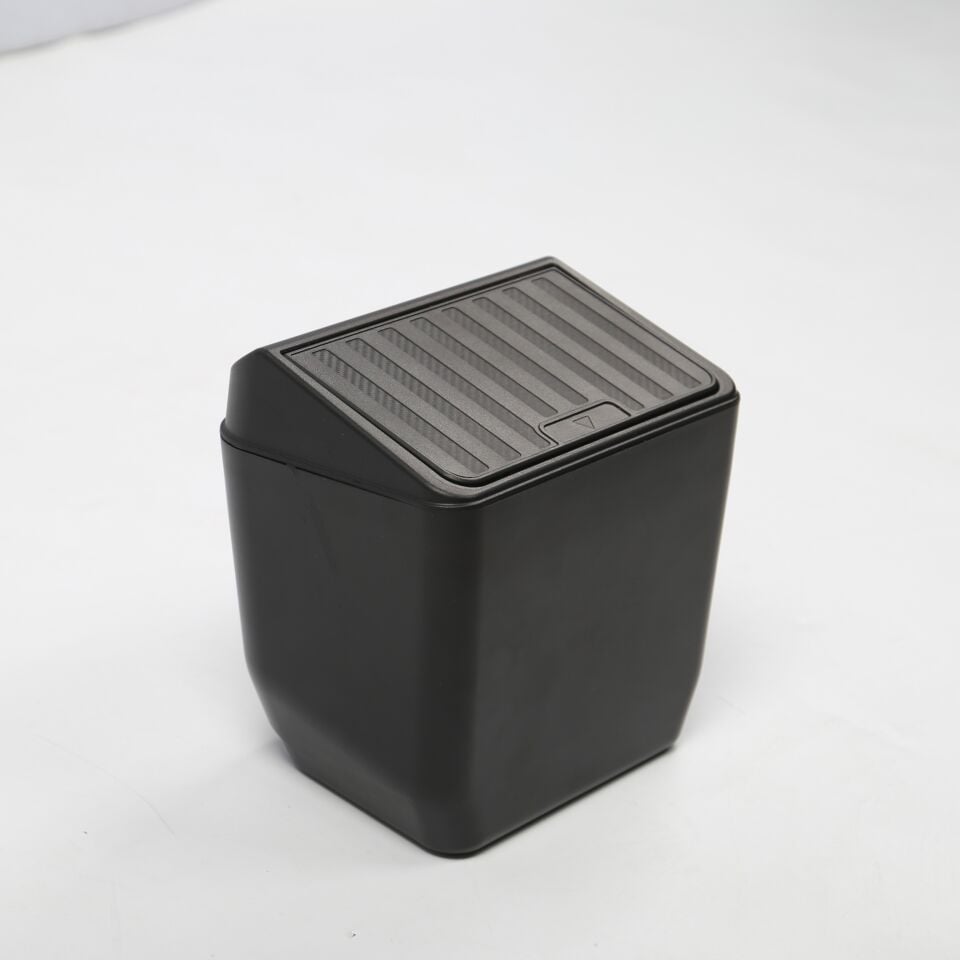 Tesla Model Y Juniper 2025-  Arka Yolcu Saklama Çöp Kutusu