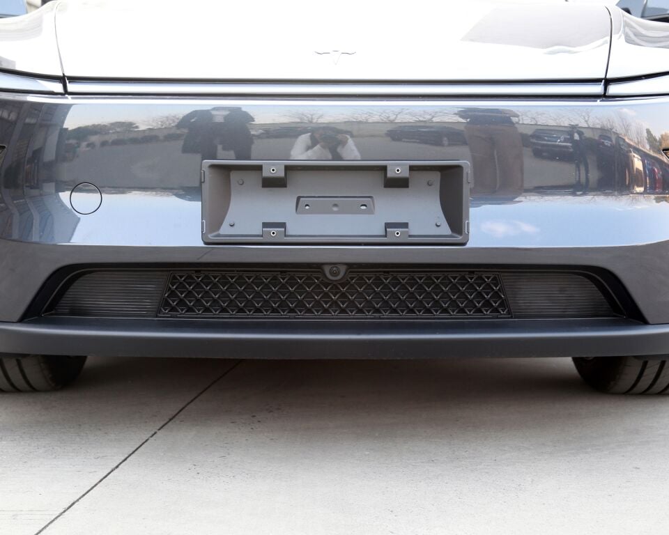 Tesla Model Y Juniper 2025 - Ön Tampon Alt Izgara