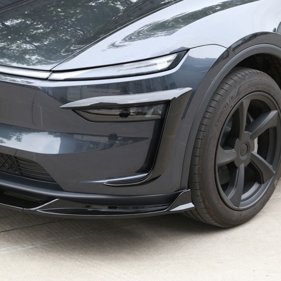 Tesla Model Y Juniper 2025 Sis Farı Kaşı V1 – Parlak Siyah