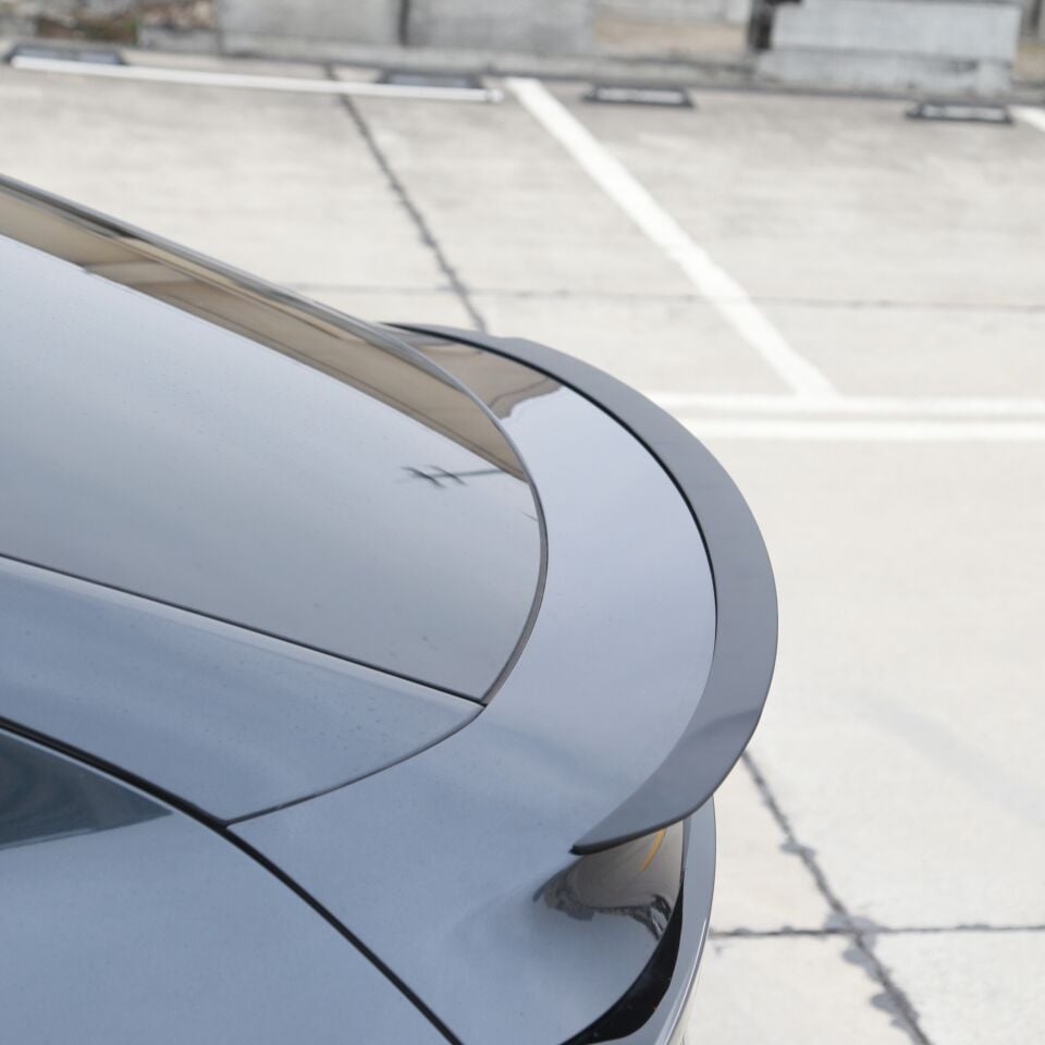 Tesla Model Y Juniper 2025 - Arka Bagaj Spoiler V1 (Renk Mat Siyah)