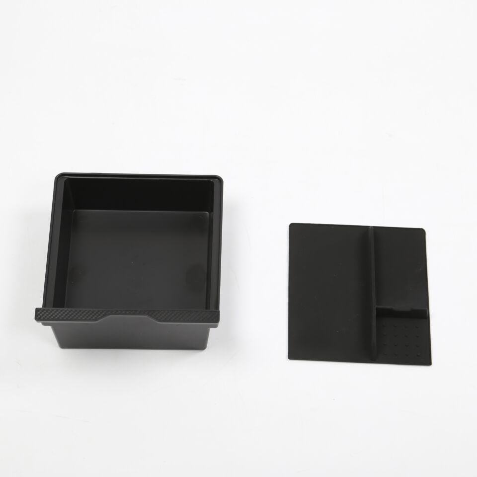 Tesla Model Y Juniper 2025 – Orta Konsol Saklama Kabı Düzenleyici (PPE)