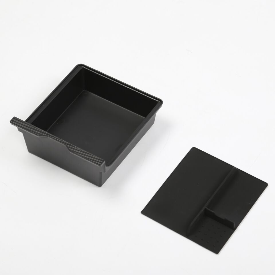 Tesla Model Y Juniper 2025 – Orta Konsol Saklama Kabı Düzenleyici (PPE)