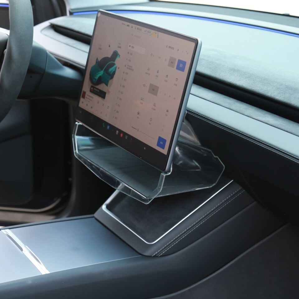Tesla Model Y Juniper 2025 – Ana Gösterge Ekran Altı Saklama Kabı (Özel Tasarım)