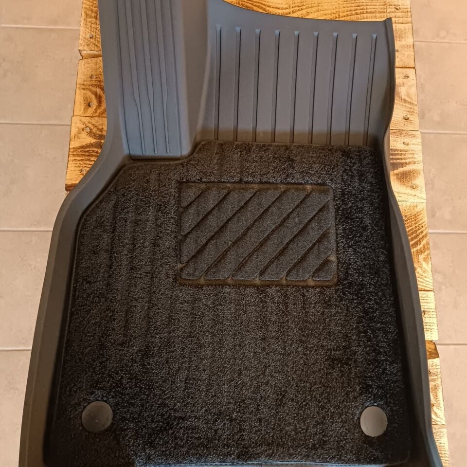 Tesla Model Y Juniper 2025 Ön Arka Halılı Paspas Takımı – TPE