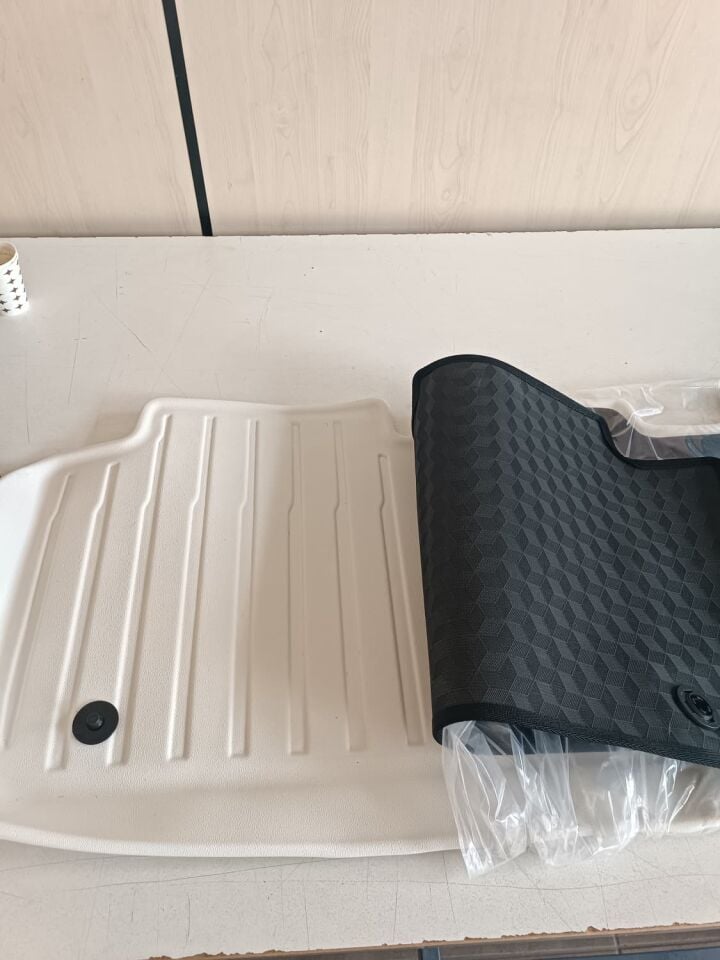 TESLA MODEL Y HALILI BEYAZ PASPAS TAKIMI