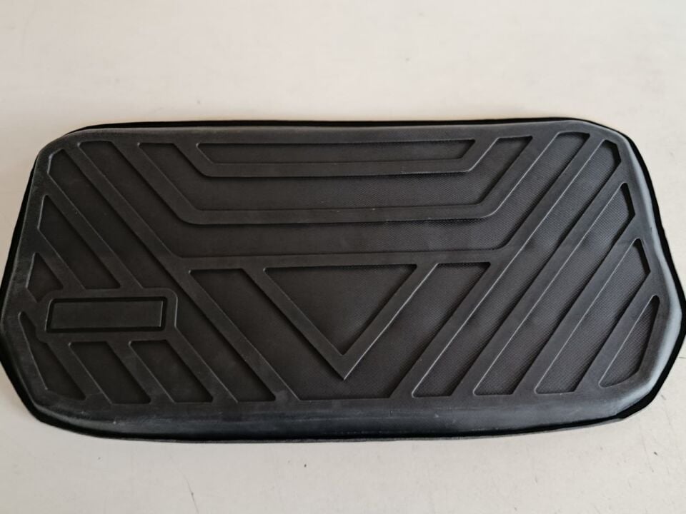 TESLA MODEL Y ÖN BAGAJ HAVUZU