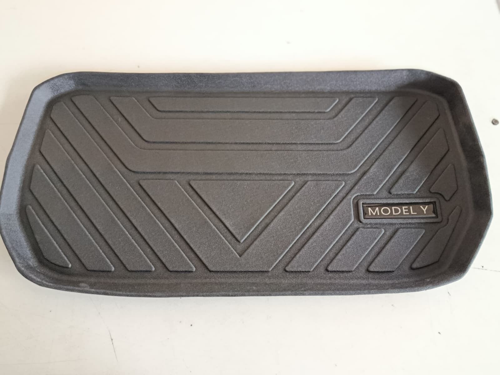 TESLA MODEL Y ÖN BAGAJ HAVUZU