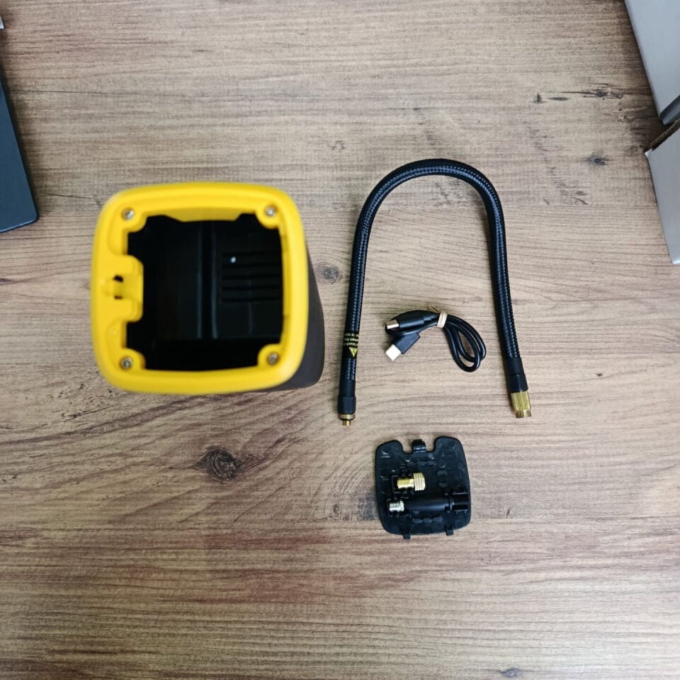 Kablosuz Akıllı Lastik Şişirme Pompası | Dijital Basınç Ölçerli Taşınabilir Mini Kompresör