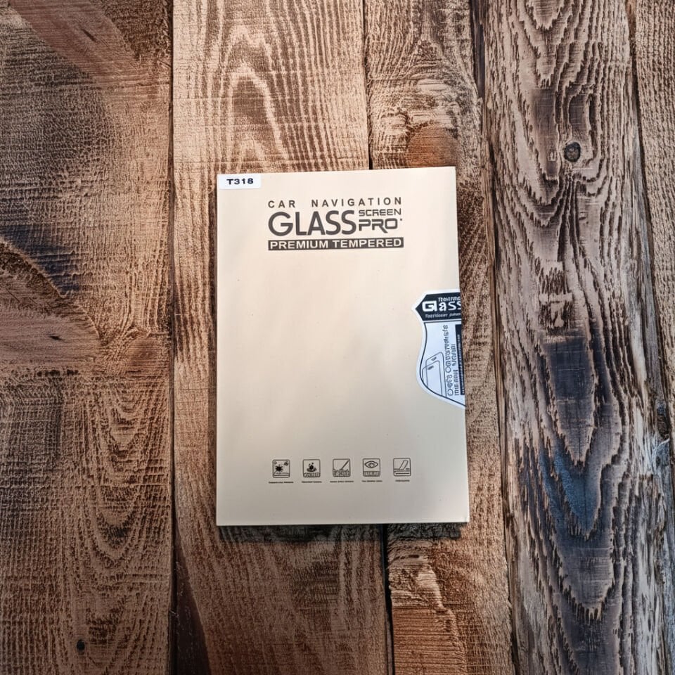 Tesla Model Y Juniper 2025+ Arka Yolcu Gösterge Ekran Koruyucu – Parlak