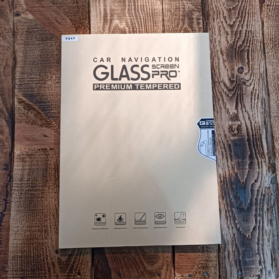 Tesla Model Y Juniper 2025+ // Ana Gösterge Ekran Koruyucu – Parlak