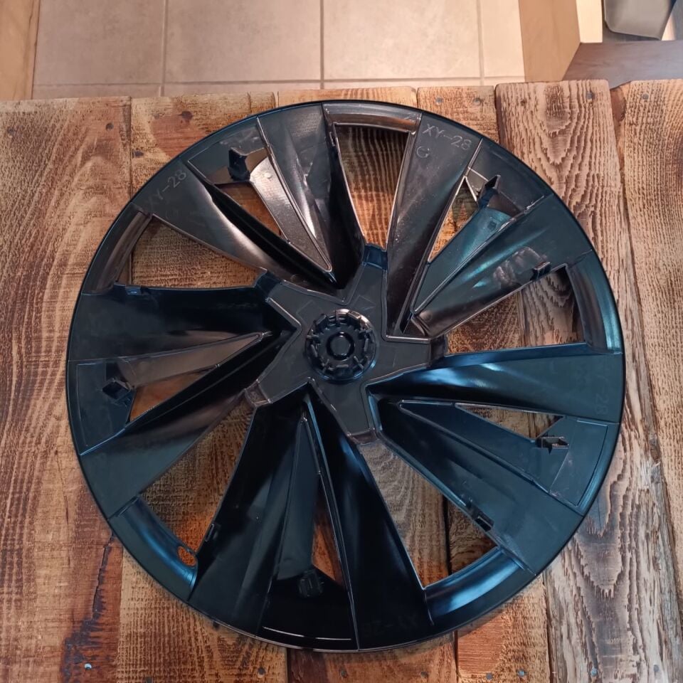 Tesla Model Y Juniper 2025 – 19 İnç V6 Gümüş Jant Kapağı (4’lü Set)