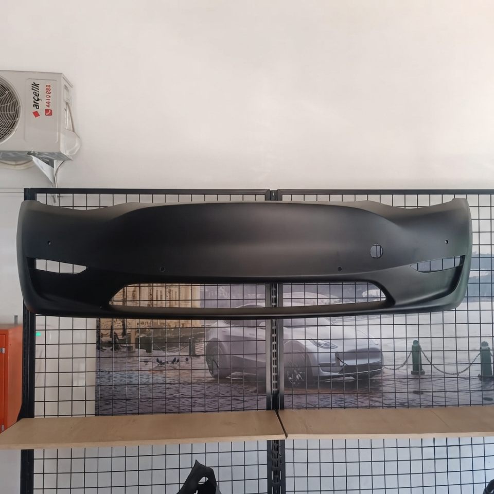 Tesla Model Y 2019 - 2024 Ön Tampon Park Sensör Delikli İthal (Yan Sanayi)