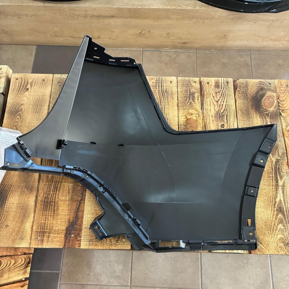 Tesla Model Y 2019-2024 Arka Tampon Sol  İthal (Yan Sanayi)