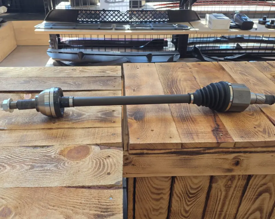 Tesla Model Y Arka Çekiş Komple Aks Sağ-Sol 28mm X 580mm İthal (Yan Sanayi)