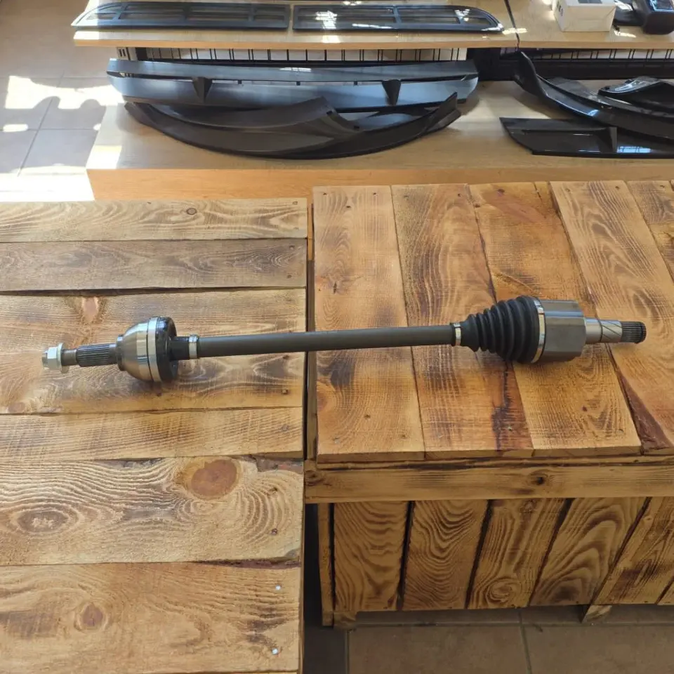 Tesla Model Y Arka Çekiş Komple Aks Sağ-Sol 28mm X 580mm İthal (Yan Sanayi)